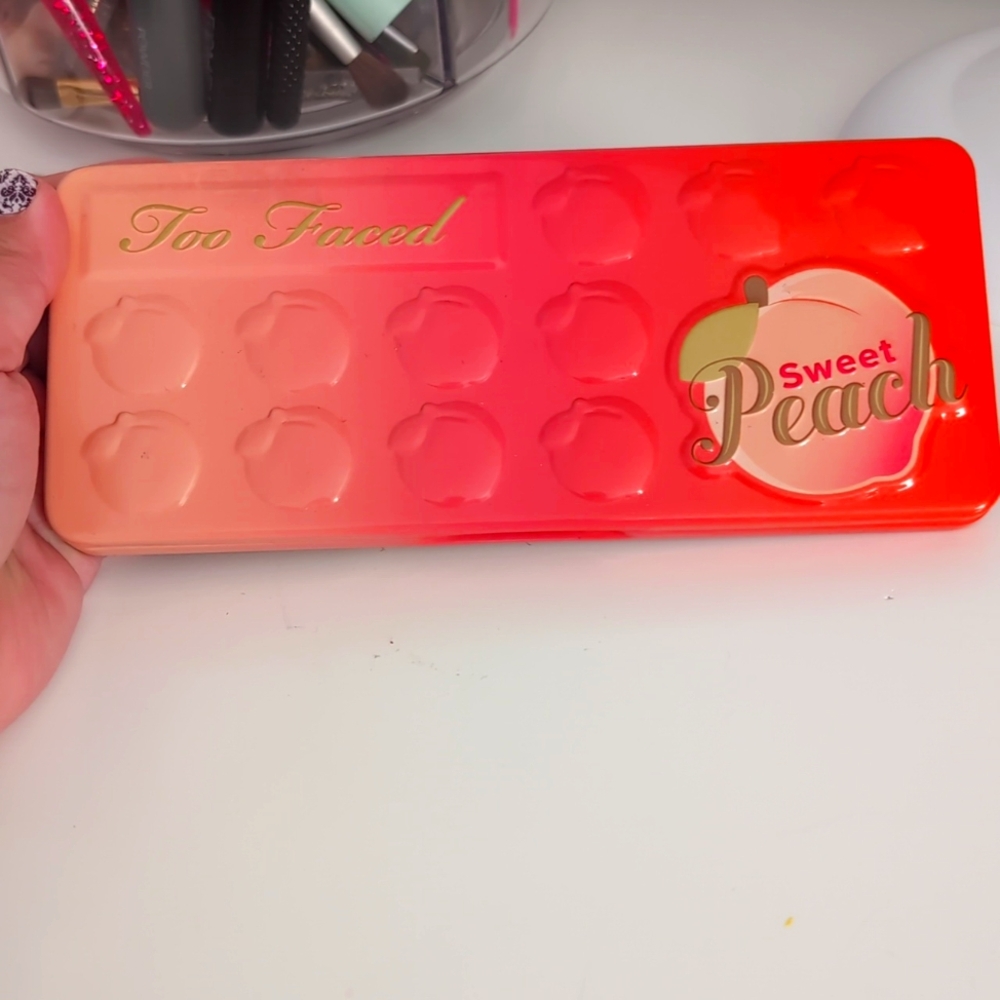 Original too faced peach palette